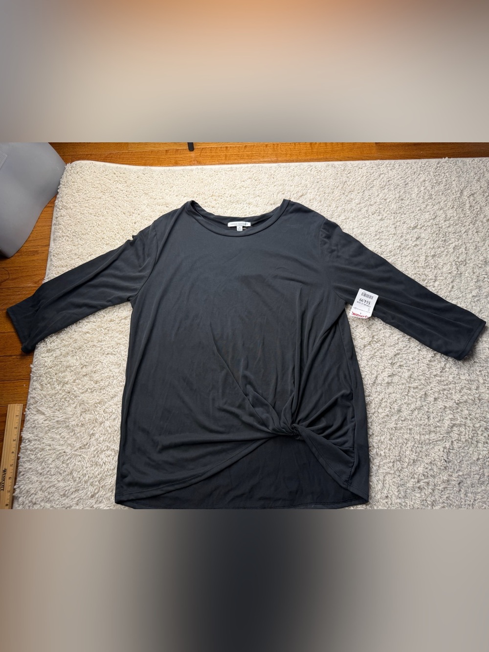 Women’s XL Quarter Sleeve Top NWT